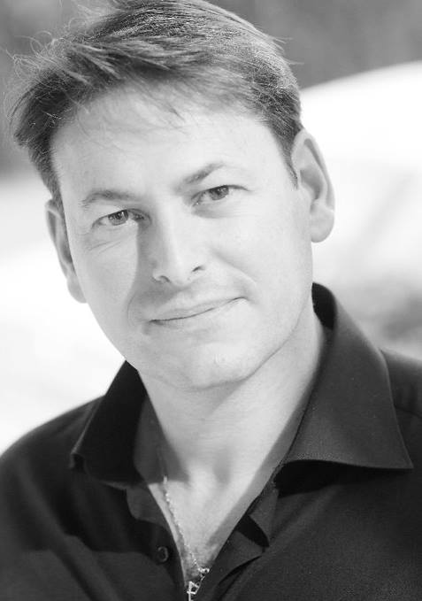 לאונרדו דניאל - מרצה