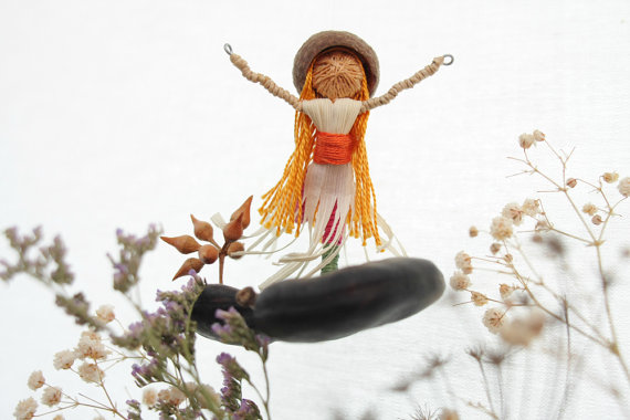 בתמונה עבודה של נעה רייס-שדה, DancingSeeds.etsy.com 