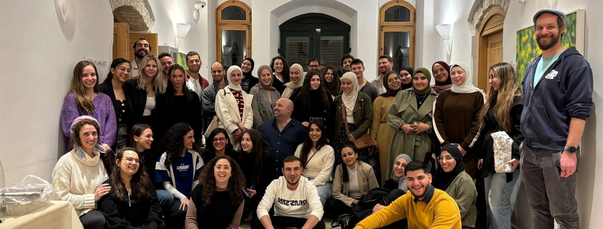 הצוות המתוק של בלנדר חוגגים יחד